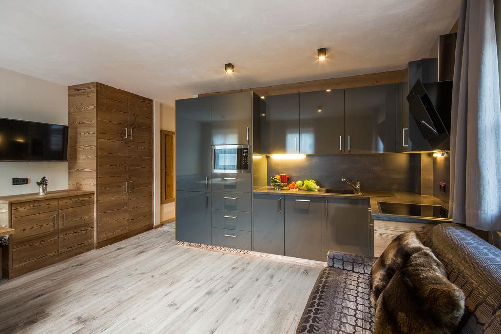 Osti Nicl Apartment San Martino in Badia Exterior foto