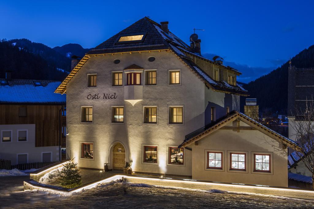 Osti Nicl Apartment San Martino in Badia Exterior foto